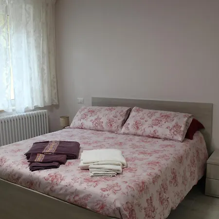 Il Silenzio Delle Colline Umbre - Vicino