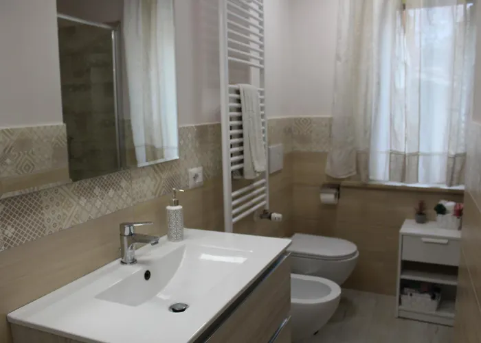 Il Silenzio Delle Colline Umbre - Vicino Todi