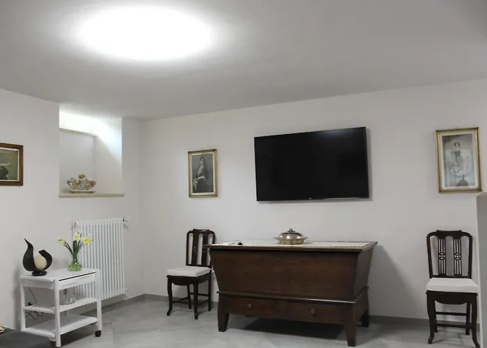 Il Silenzio Delle Colline Umbre - Vicino * Todi