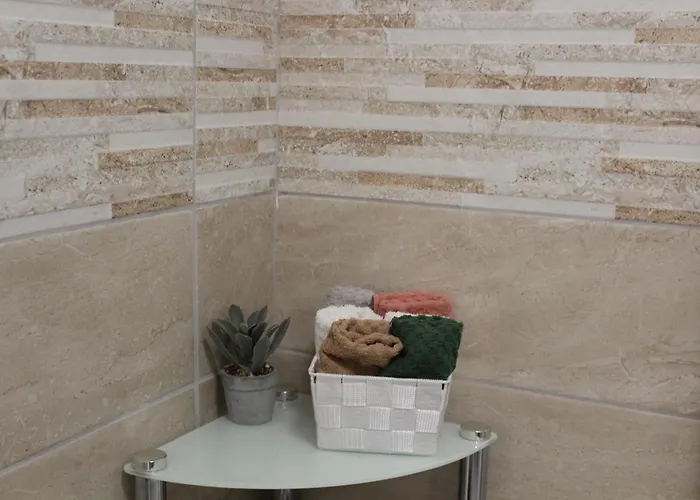 Il Silenzio Delle Colline Umbre - Vicino * Todi